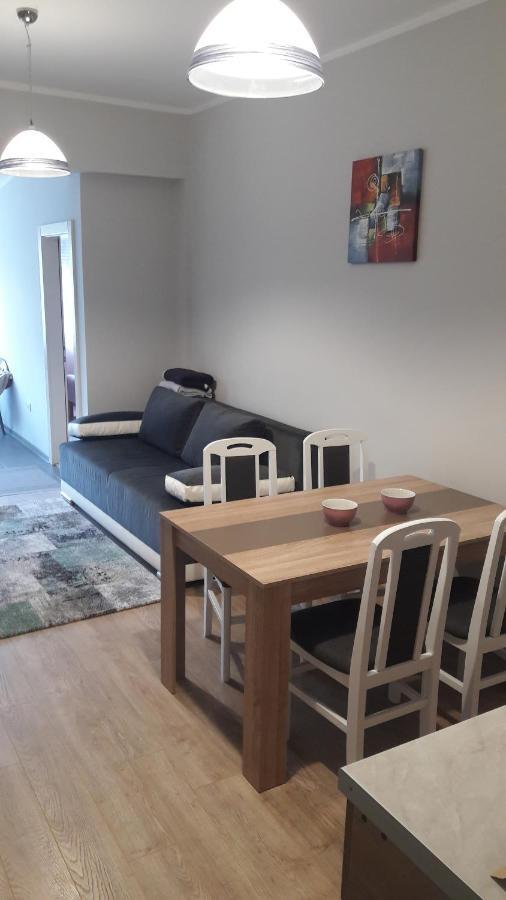 Apartmani V&F Vrnjačka Banja Buitenkant foto